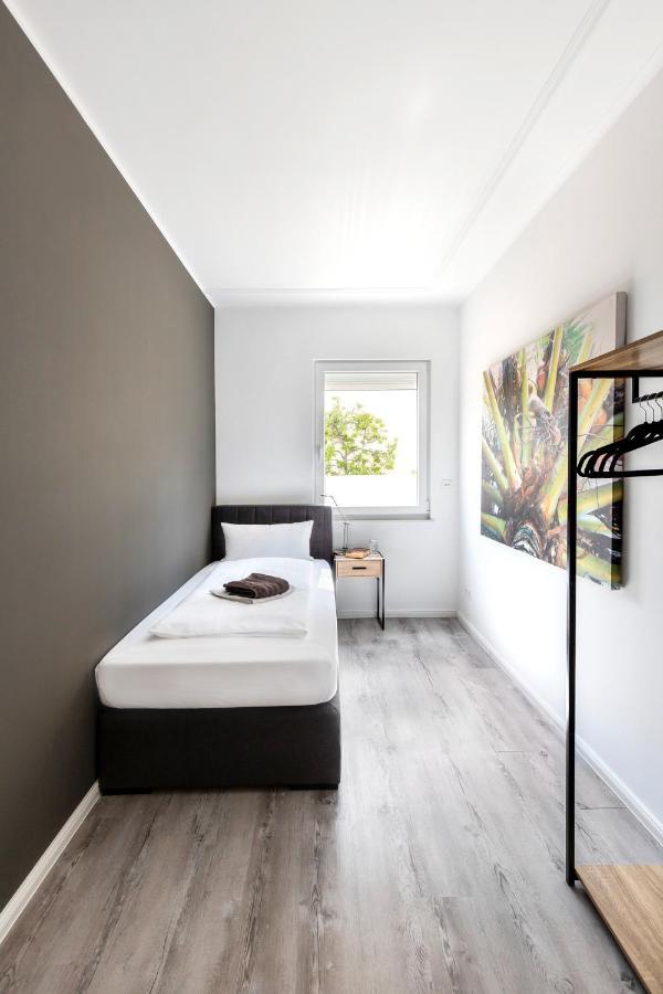 Primera Zimmer Mit Gemeinschaftsbad Singen Esterno foto