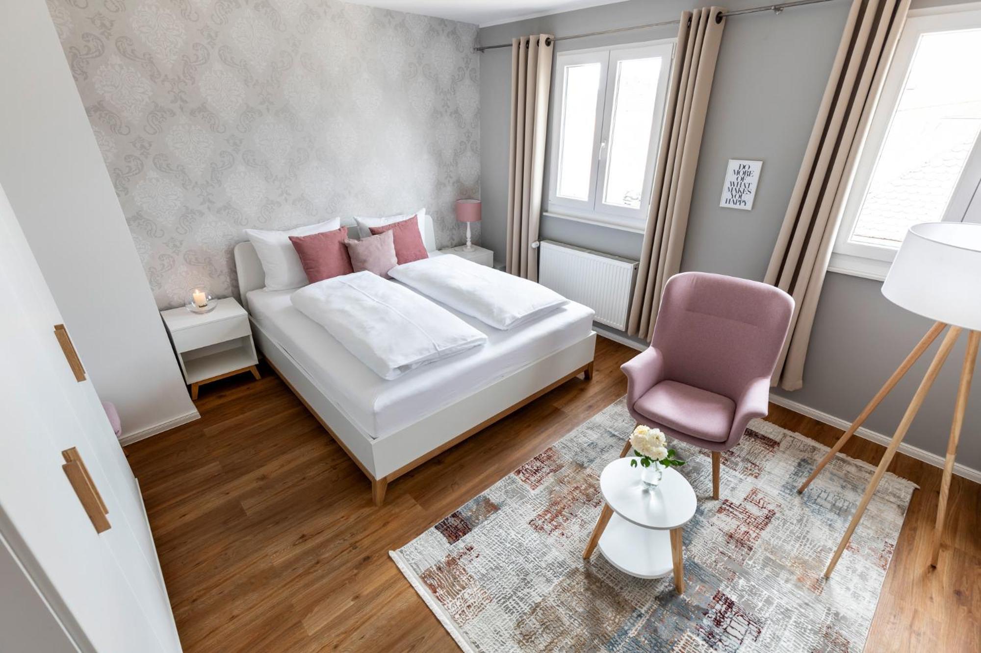 Primera Zimmer Mit Gemeinschaftsbad Singen Esterno foto
